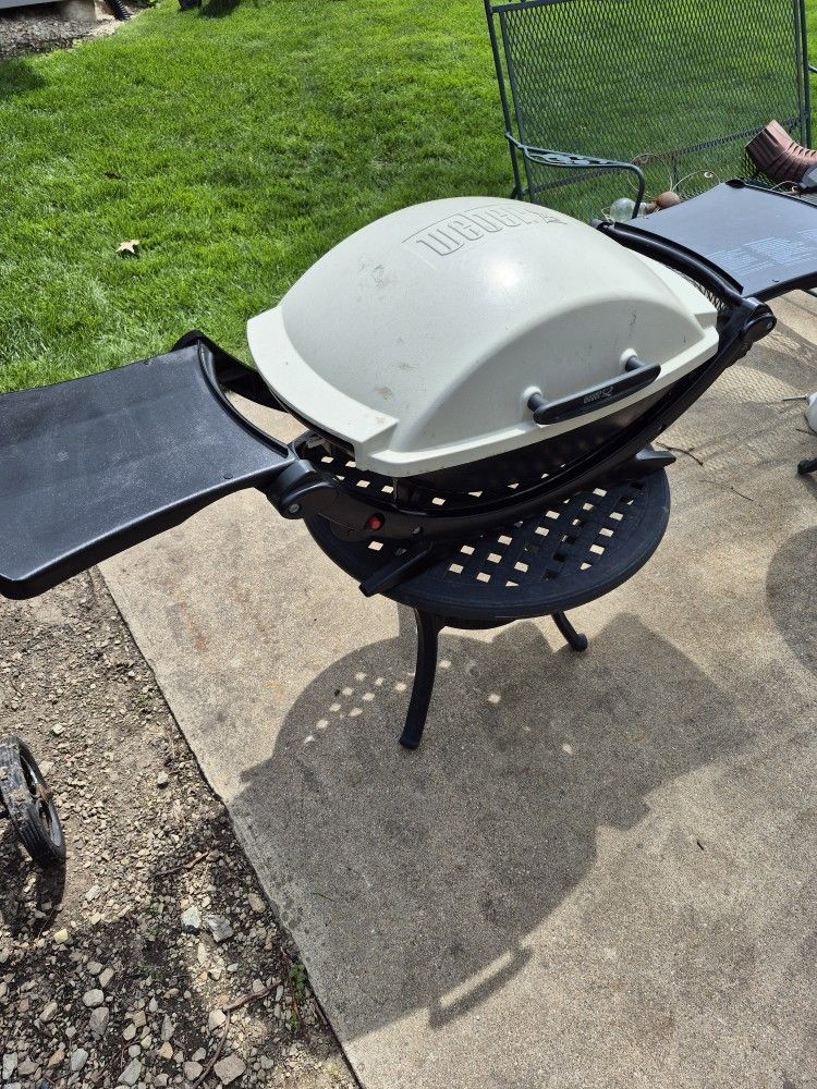 Weber Q 200 Grill