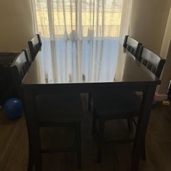 Dinning Set And 4 Chairs