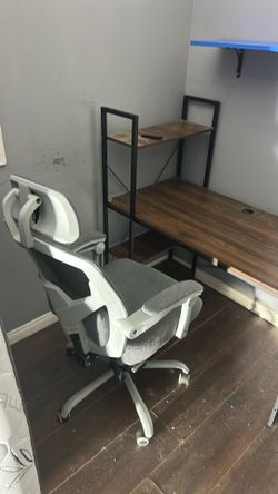 Bunk bed desk chair