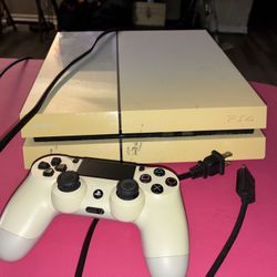 PlayStation 4 W/ Wireless Remote 