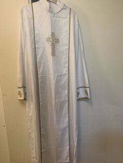 Costume White Clergy Robe with Celtic Cross Embroidery