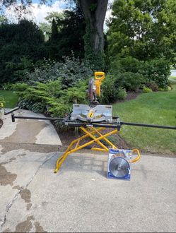 12in double bevel miter saw/extra blade