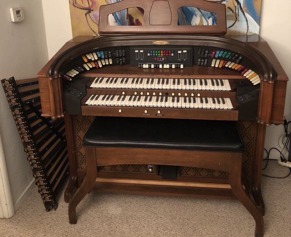 Vintage Gulbransen Rialto II Organ - Model# 828