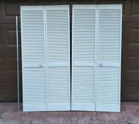 36" x 80" Louver Bifold Closet Door