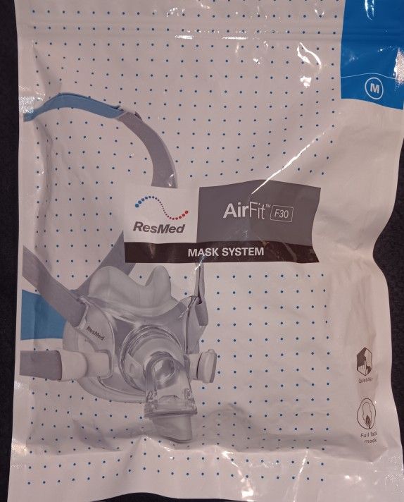 AirFit F30 Replacement Cushion, Headstrap & frame W/Swivel Elbow SIZE- (MED)