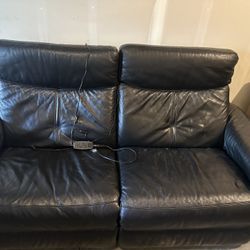 Black Leather Reclining Couch 