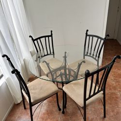 Great Round Dining Table and Chairs