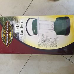 TIMBER CREEK LED LANTERN