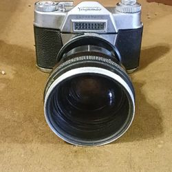 VOIGTLANDER BESSAMATIC CAMERA WITH LENS