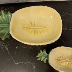 Target Pineapplet kitchen Home Decor Set