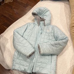 Girls North Face Light Blue Grey Fur Jacket Size small - Age 7/8