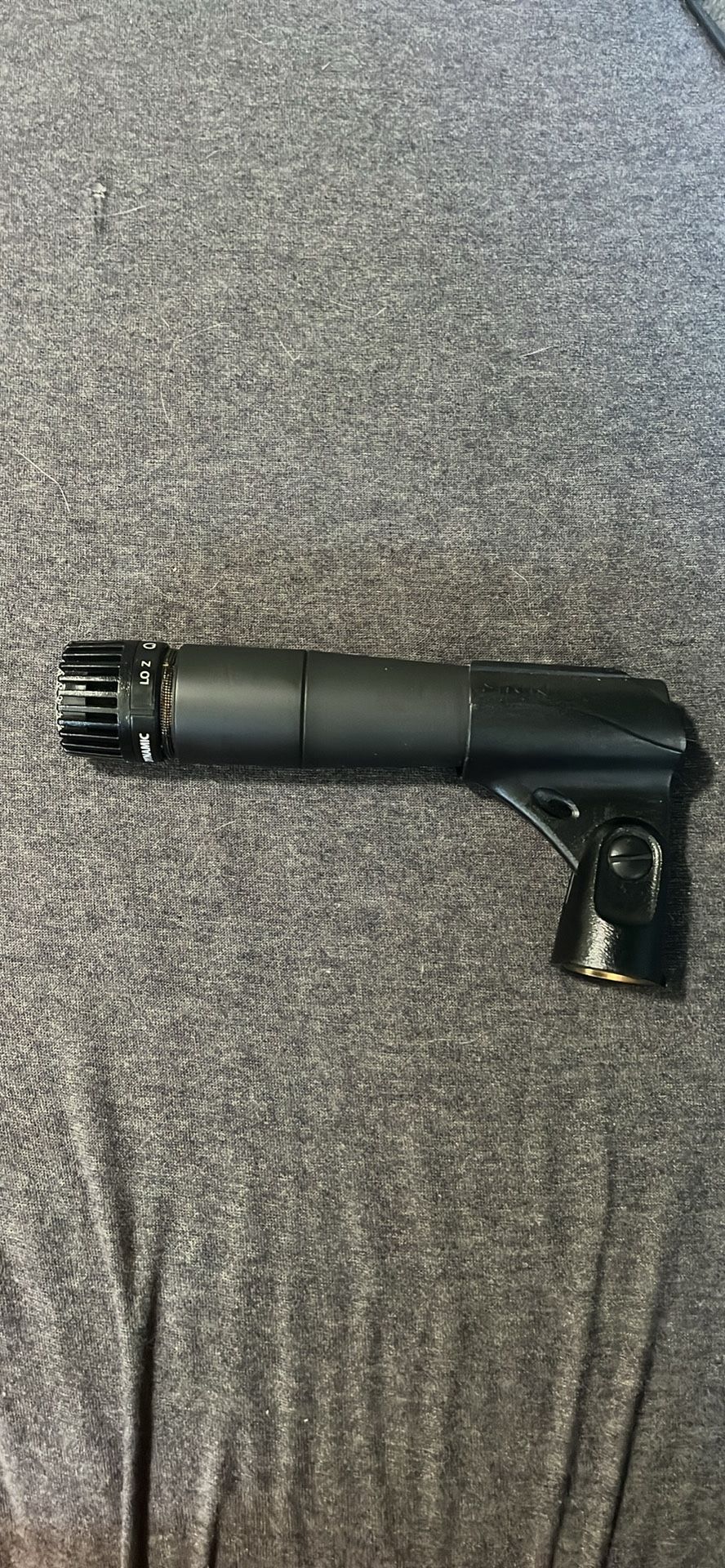 Shure SM57