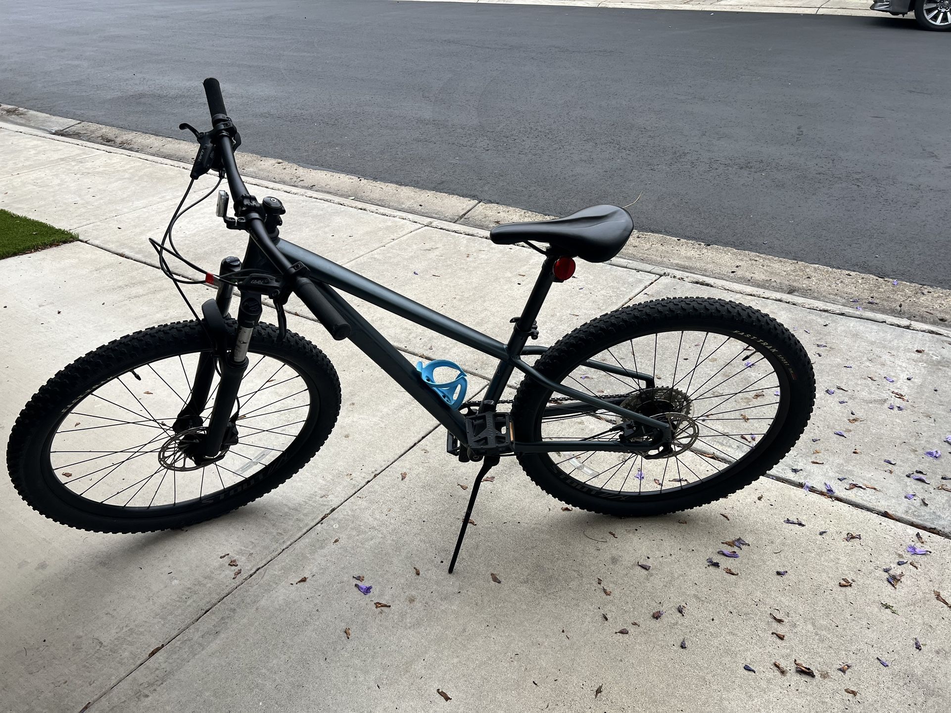 SPECIALIZED ROCKHOPPER SPORT 27.5 CBLT/ CS