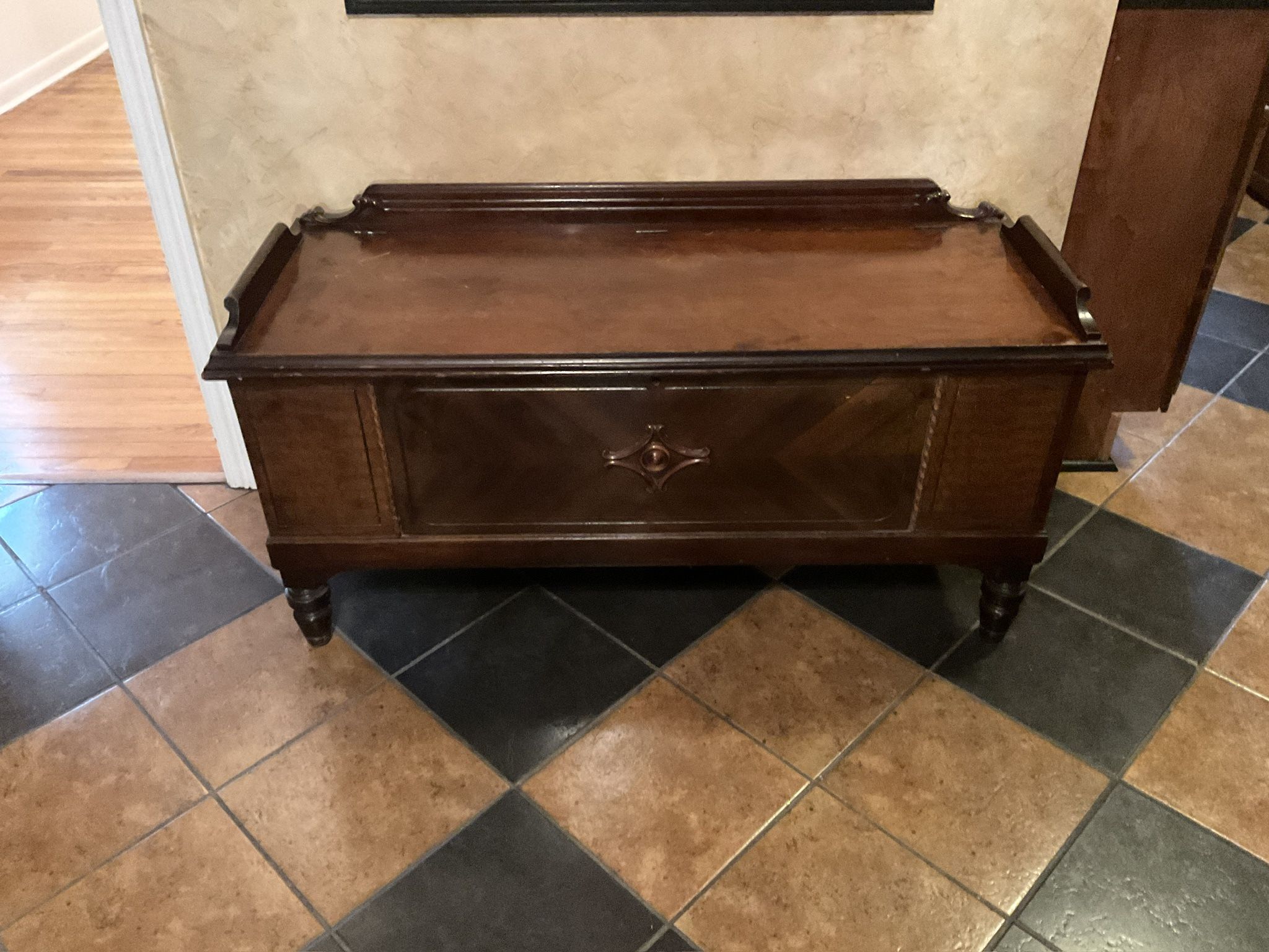 Antique lovers
