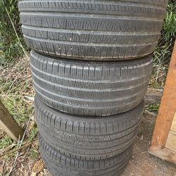 4 good use tires Pirelli 275/45/20