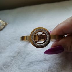 Gold Bracelet 