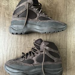 Yeezy Desert Boots Oil 2024