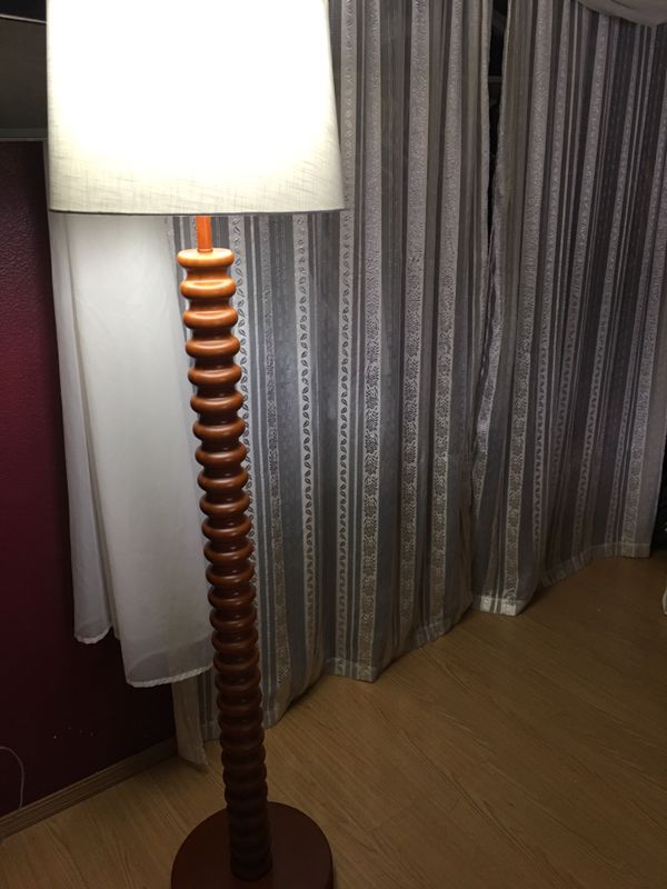 Wooden Floor Lamp For In Las Vegas Nv Offerup