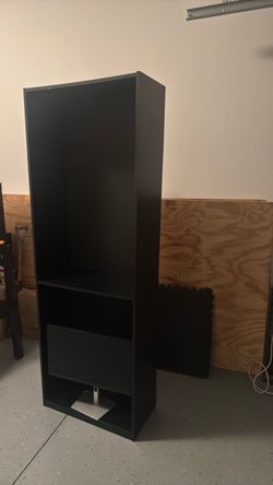3 Bookshelves