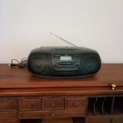 JVC Portable CD Player 