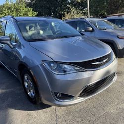 2017 Chrysler Pacifica