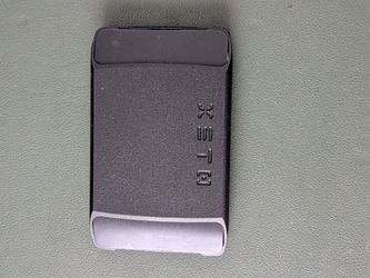 Akeeni XSTO EDC wallet