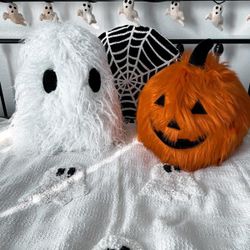 Fuzzy Ghost Halloween Decorative Pillows. Halloween Home Decor 👻🎃✨️•2 AVAILABLE• $8 EACH