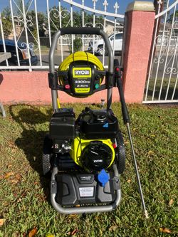 RYOBI
3300 PSI 2.4 GPM Cold Water Gas Pressure Washer with 212cc Engine