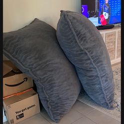FREE!! Giant Pillows! 6ft × 4.5ft - FREE!!!! 