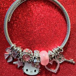 Hello Kitty~Pink Bracelet
