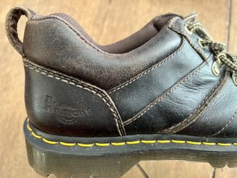 Dr Martens Dark Brown Finnegan Oxford Lace ups Men 9 Women 10 AW004 for Sale in Pahrump NV OfferUp