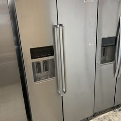Kitchen Aid Side By Side In Stainless Steel Used