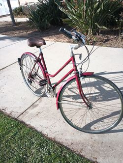 Schwinn World Tourist Road Bicycle 53cm