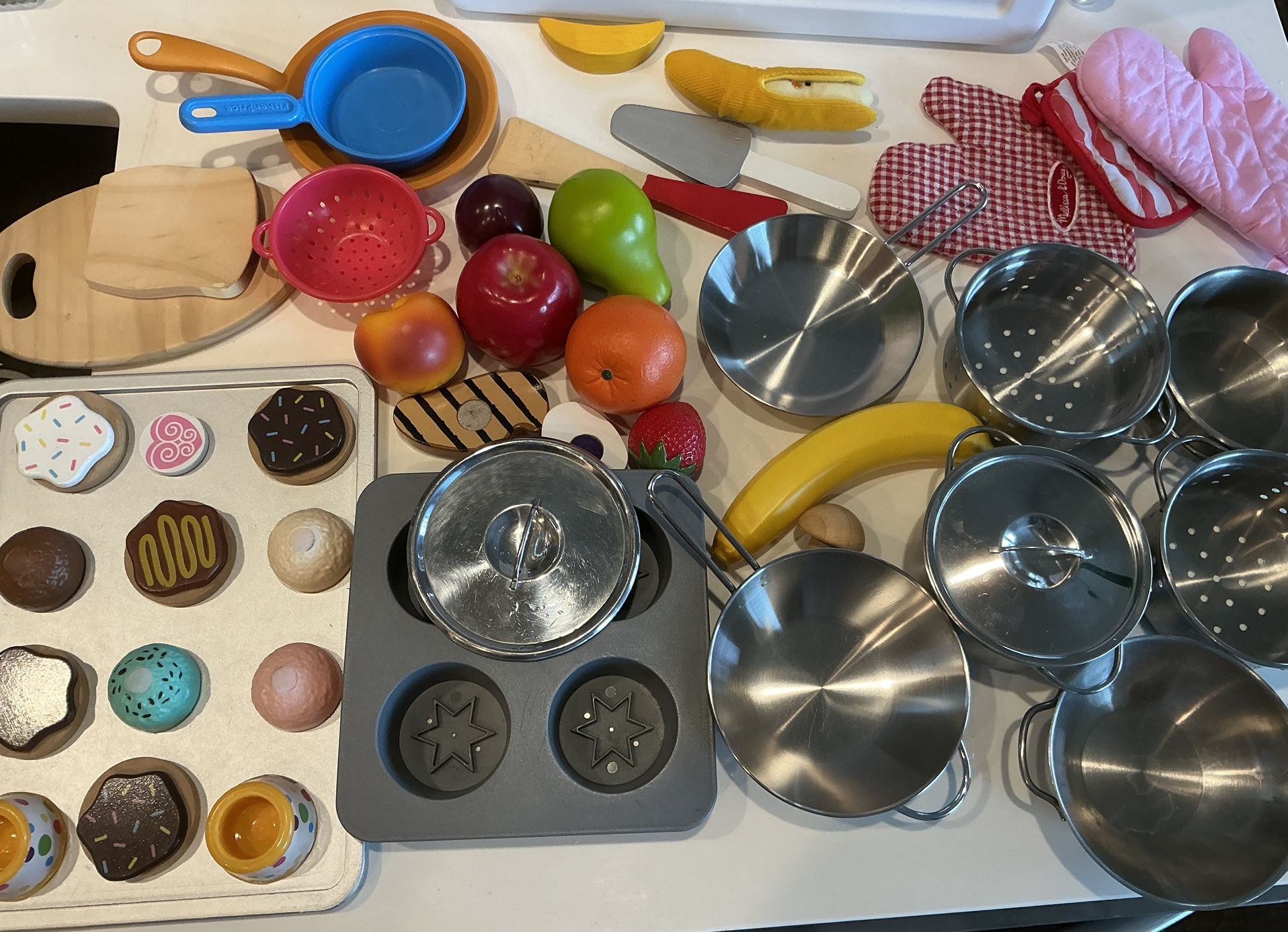 Toy Kitchen Supplies