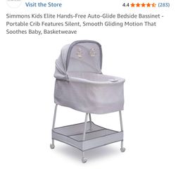 Hands Free Auto Glide Bassinet For Baby
