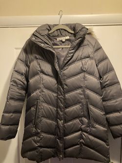 Women’s Kenneth Cole Coat….Size L