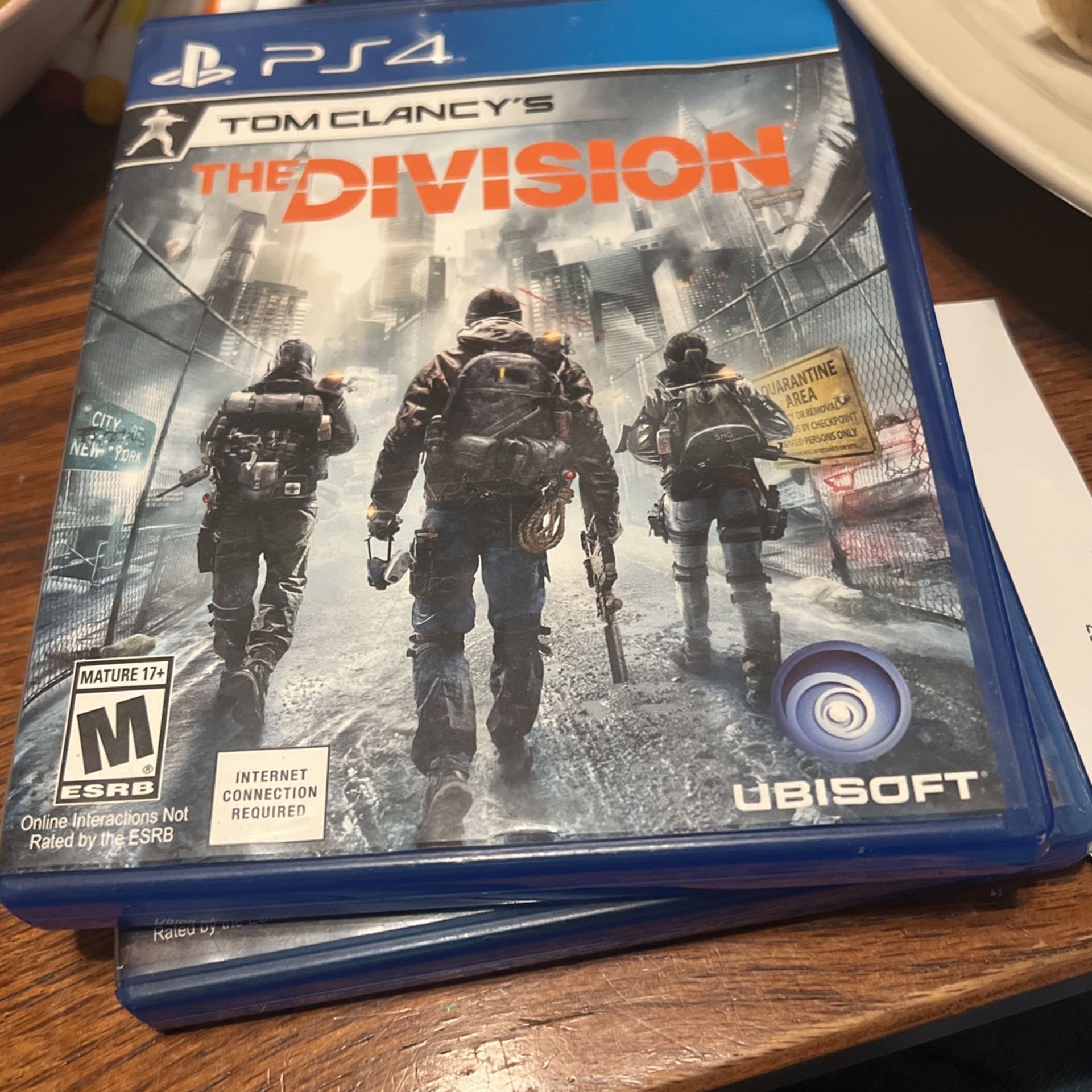 The Division PS4 Game has some scratches on it 