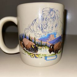 Vintage Wyoming Souvenir Wildlife Bison/Buffalo Ceramic Coffee Cup