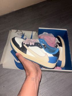 Air Jordan 1 Low Travis Scott Fragment