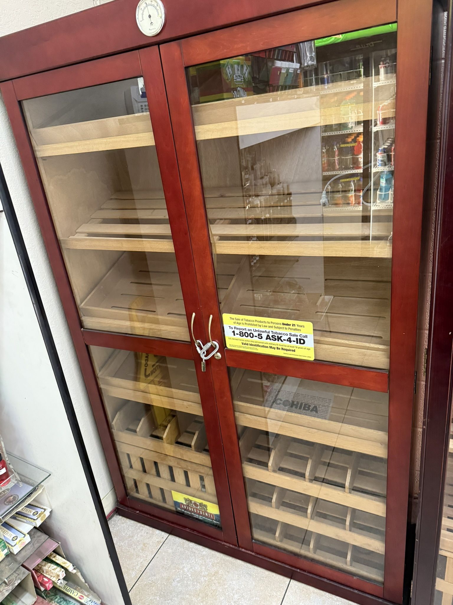 Humidor Excellent Condition