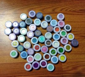 54 MINERAL EYE SHADOWS