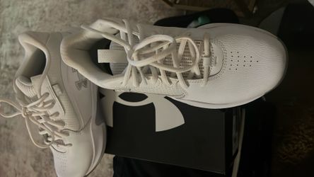 Shoes (Under Armour)
