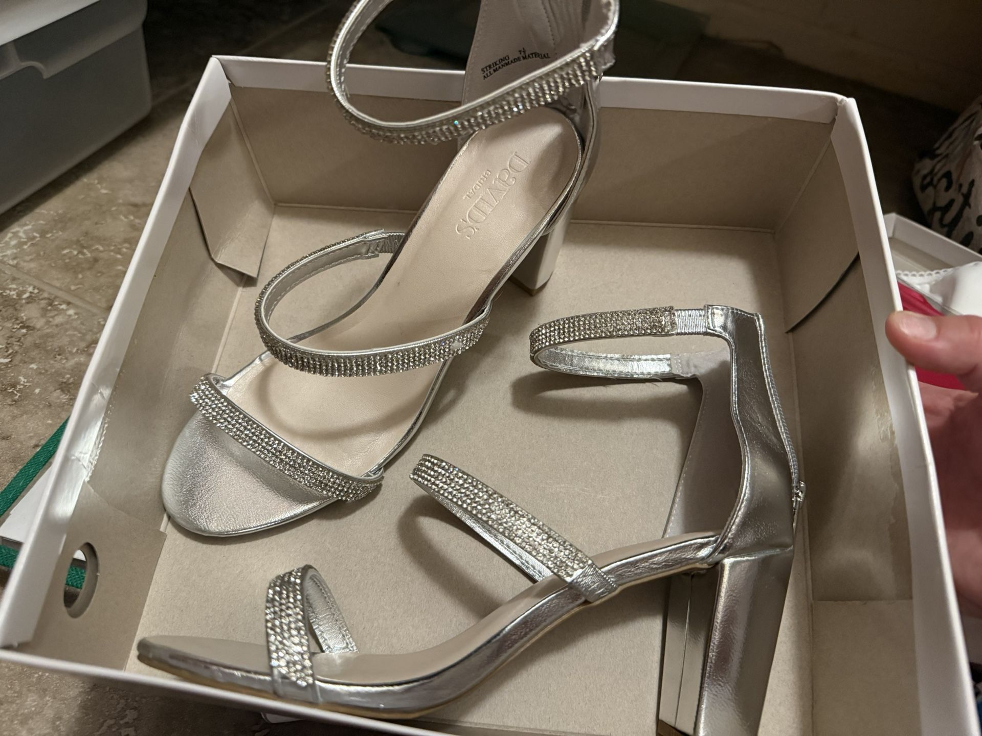 Silver Wedding Shoes Size 7.5