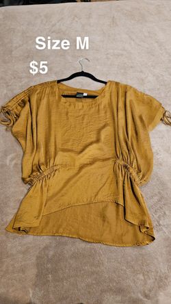 Beautiful Silky Blouse Size Med $5