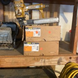 Roofing Gun And Staples 