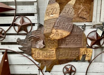 Flying Pig License Plate Design 