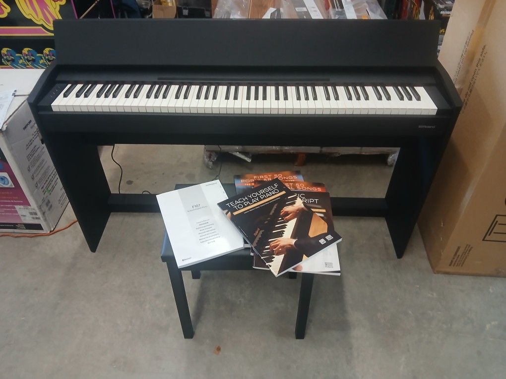Roland Digital Piano F107 With Stand Pedals Headphones Bench