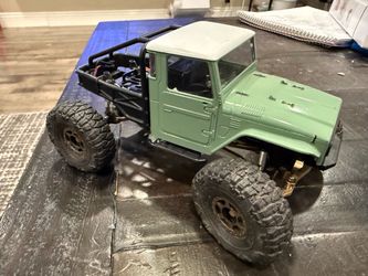 Axial SCX24 brushless built out Injora IR40