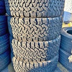 275 70 18 Bfgoodrich Ko2 Tires Con 80% De Vida Las 4🛻🛻🚘🚘
