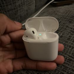 Air Pods (right Air POD Missing ) 